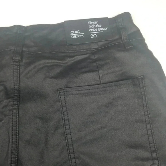 NWT Chic Denim Women's Skylar Ankle Grazer Black Jeans Sz 20 - Picture 8 of 10